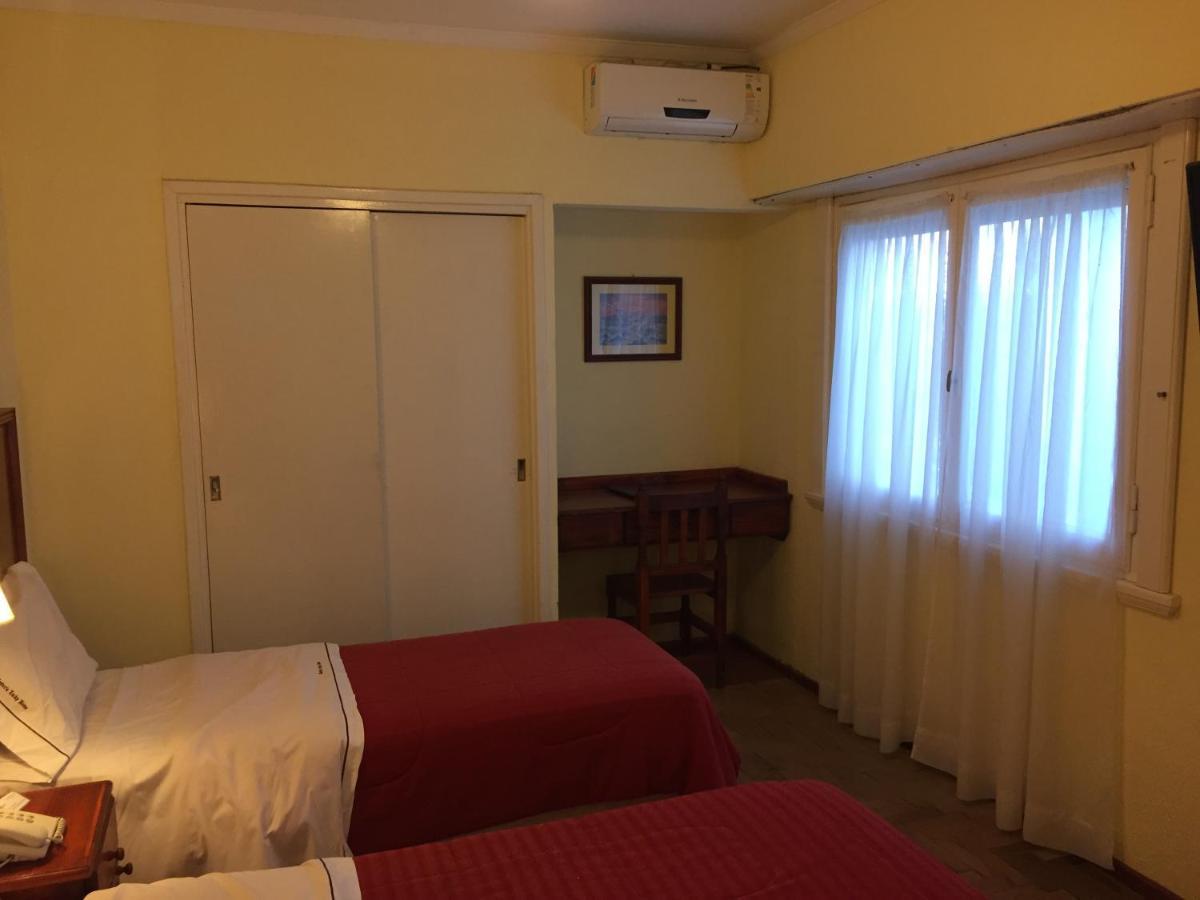 Classic Triple Room,1005636100:JPEG