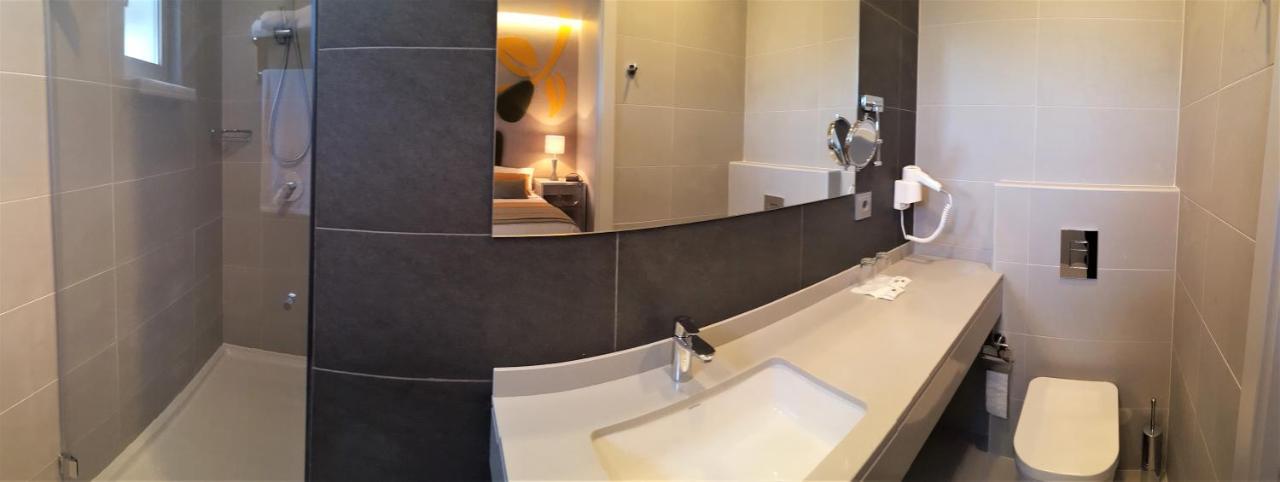 Habitación Individual Deluxe con balcón