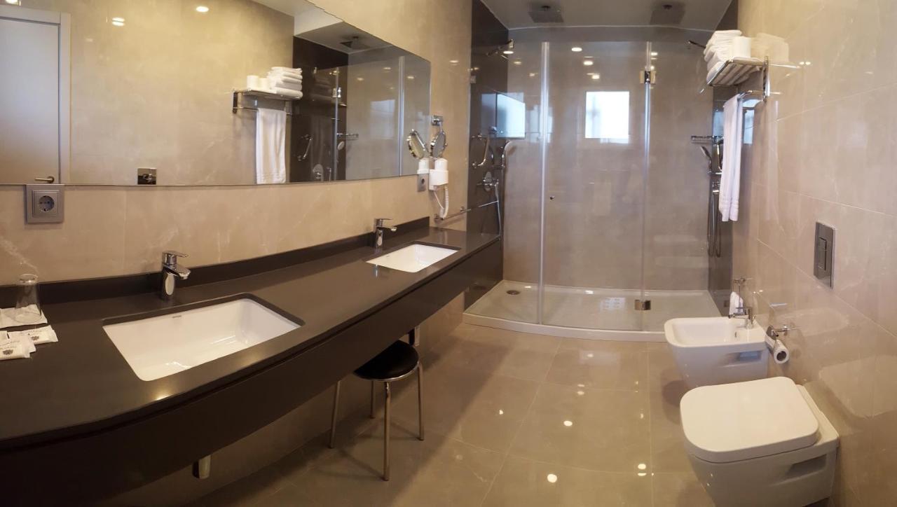Suite Deluxe con terraza y vistas al santuario