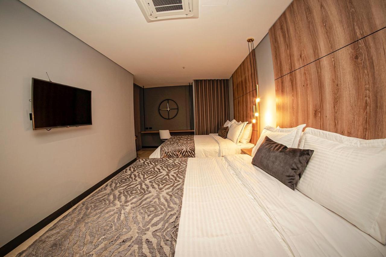 Habitación Doble Estándar con 2 camas dobles