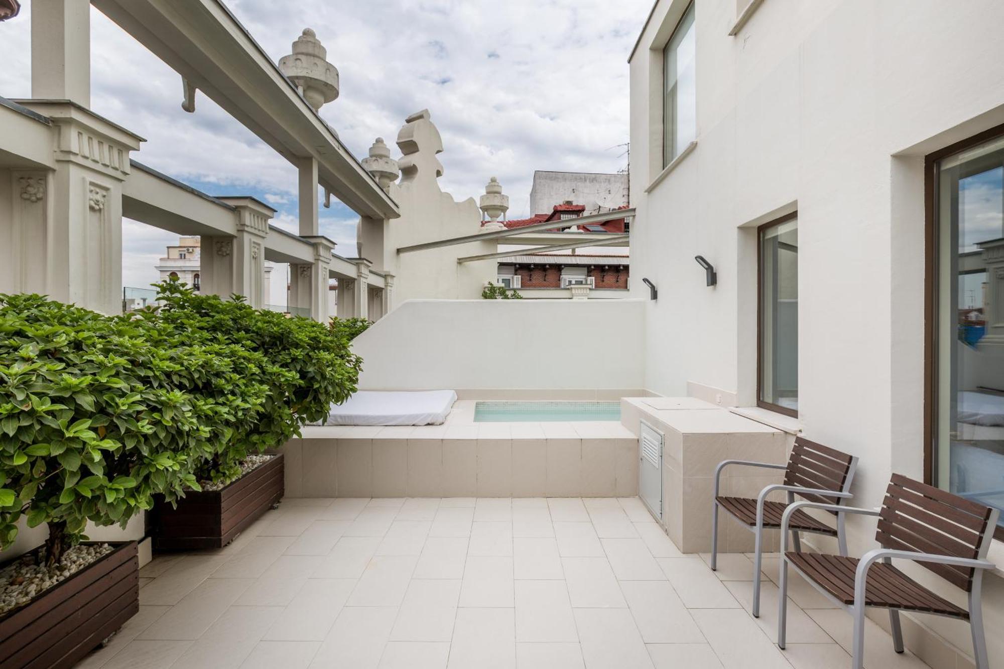 Duplex Suite with Terrace,1207638880:JPEG