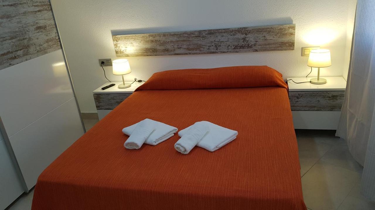 Apartamento de 3 dormitorios con balcón