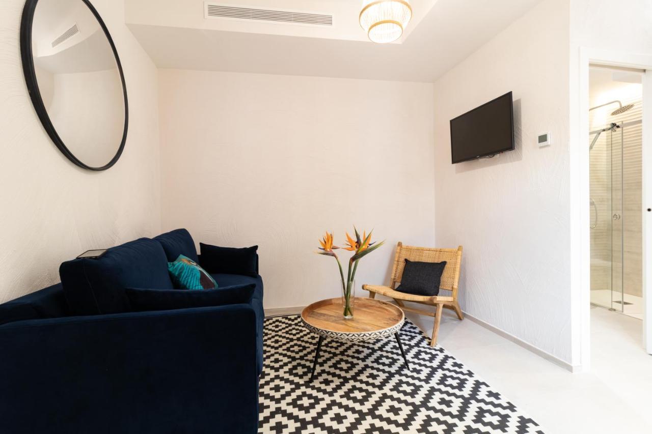 Apartamento Ático con piscina privada 2