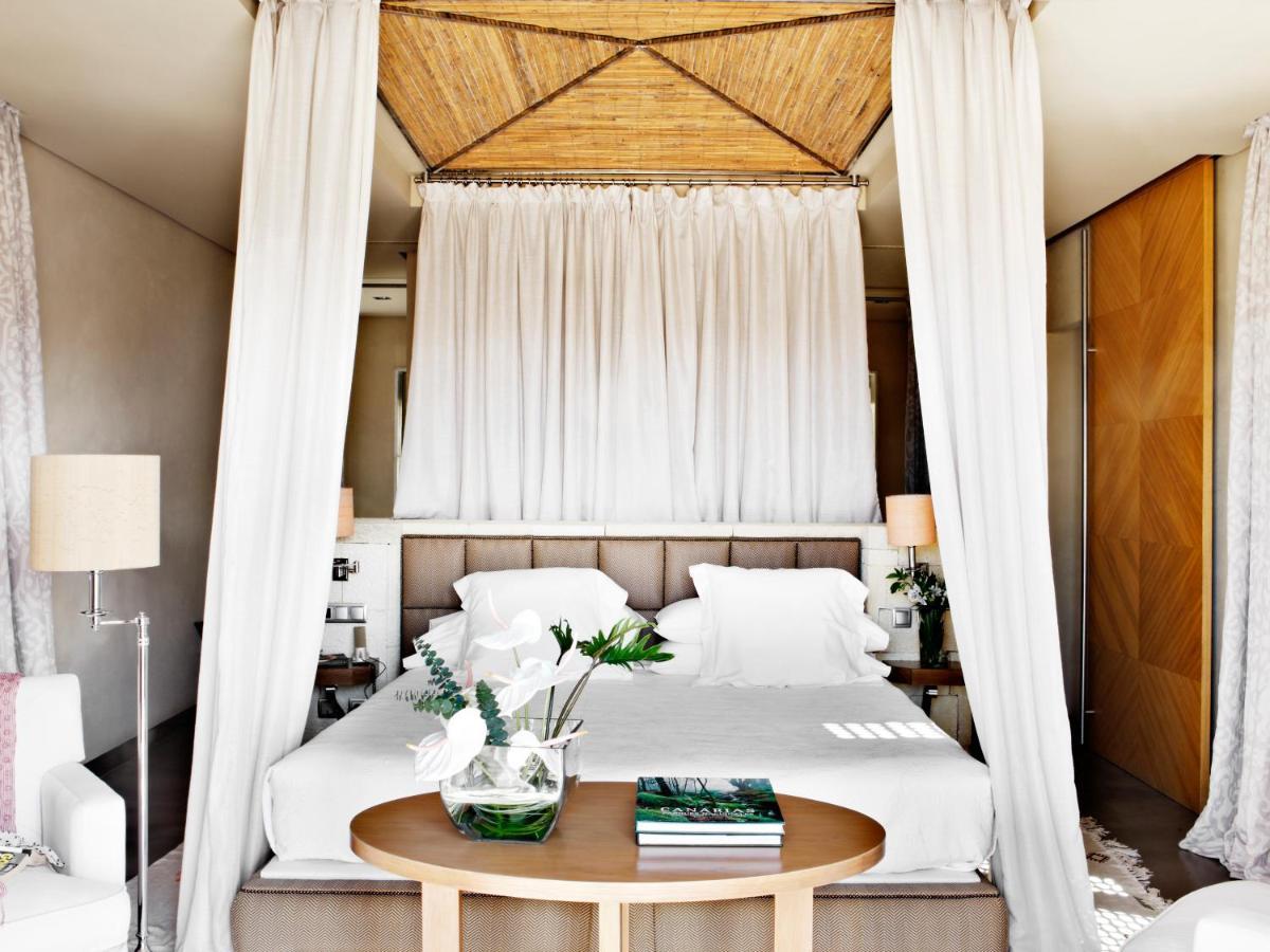 Villa Retama (3 Adults)