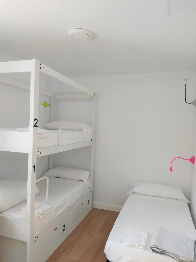 Family Room with Bathroom,1123263555:JPEG