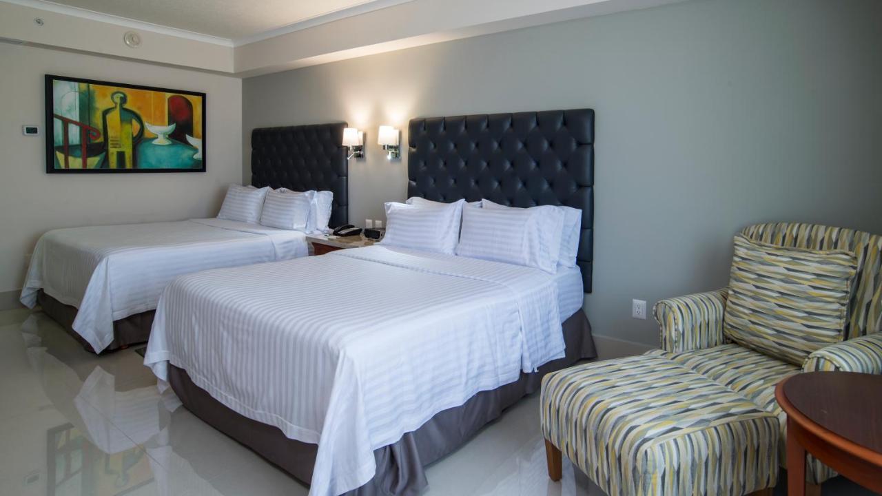 Habitación Doble Estándar con 2 camas dobles