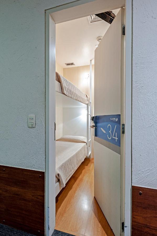 Quarto Duplo com Cama Beliche e Banheiro Externo,1201864519:JPEG