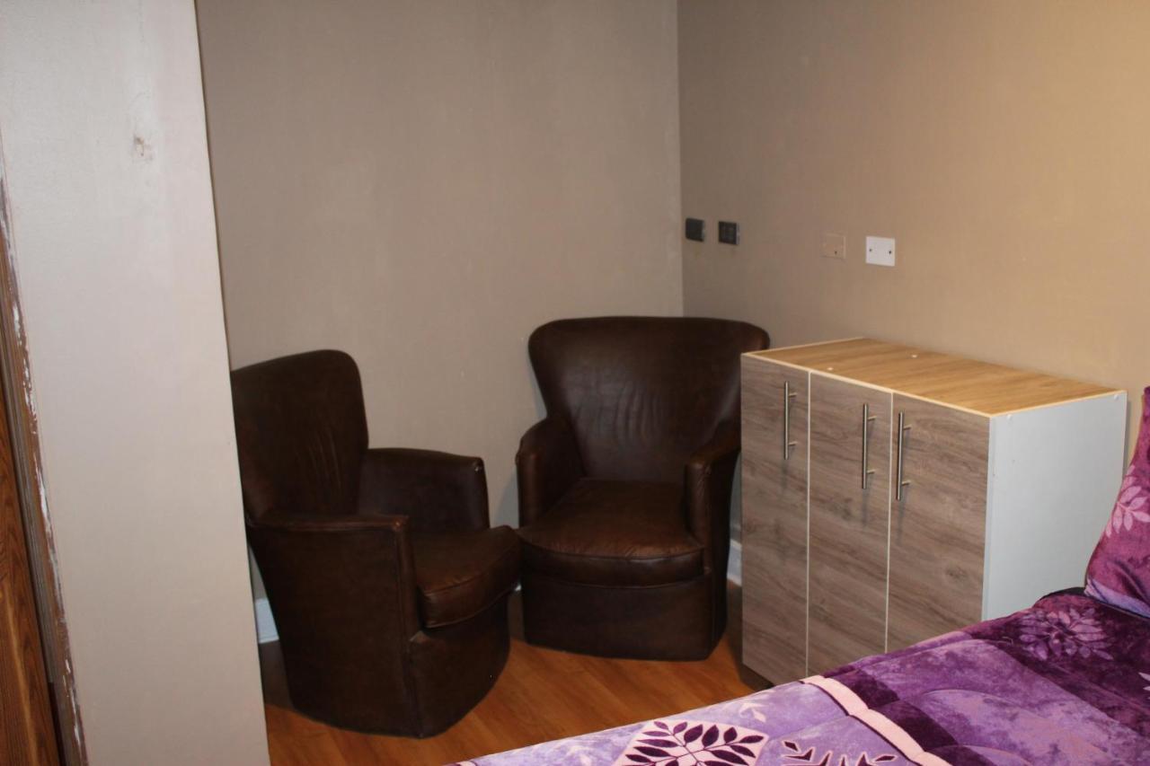 Habitación Familiar con baño compartido