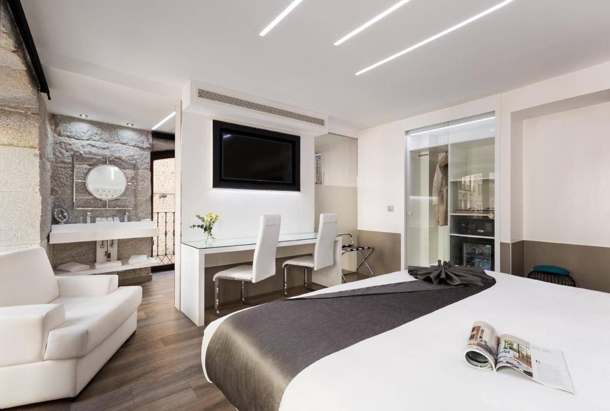 Superior Double or Twin Room,1233353219:JPEG