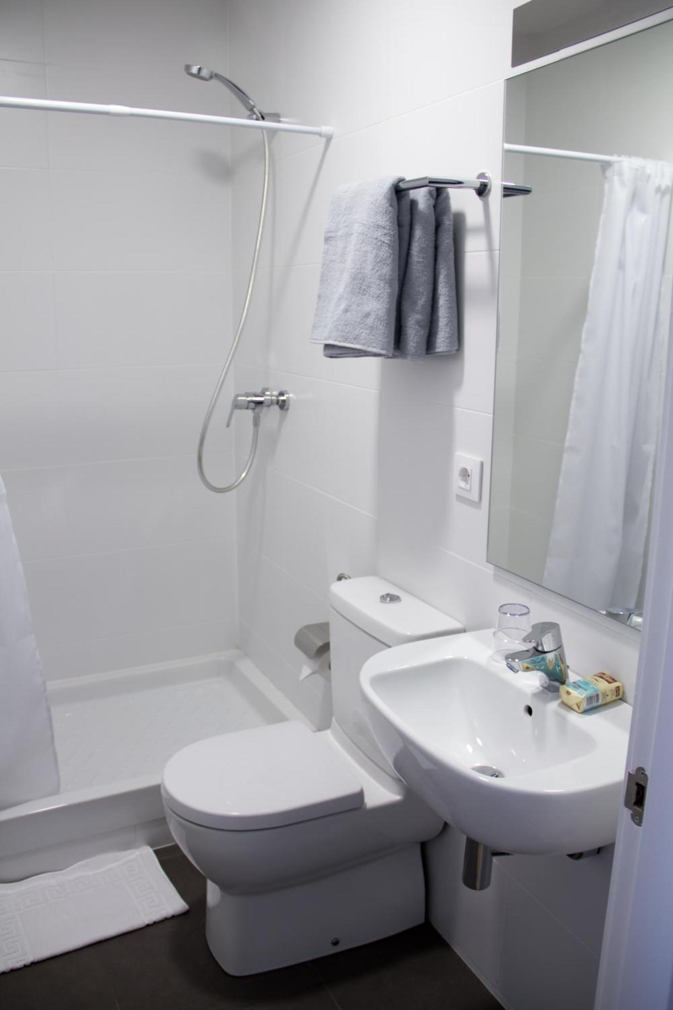 Habitación Doble con balcón - 2 camas