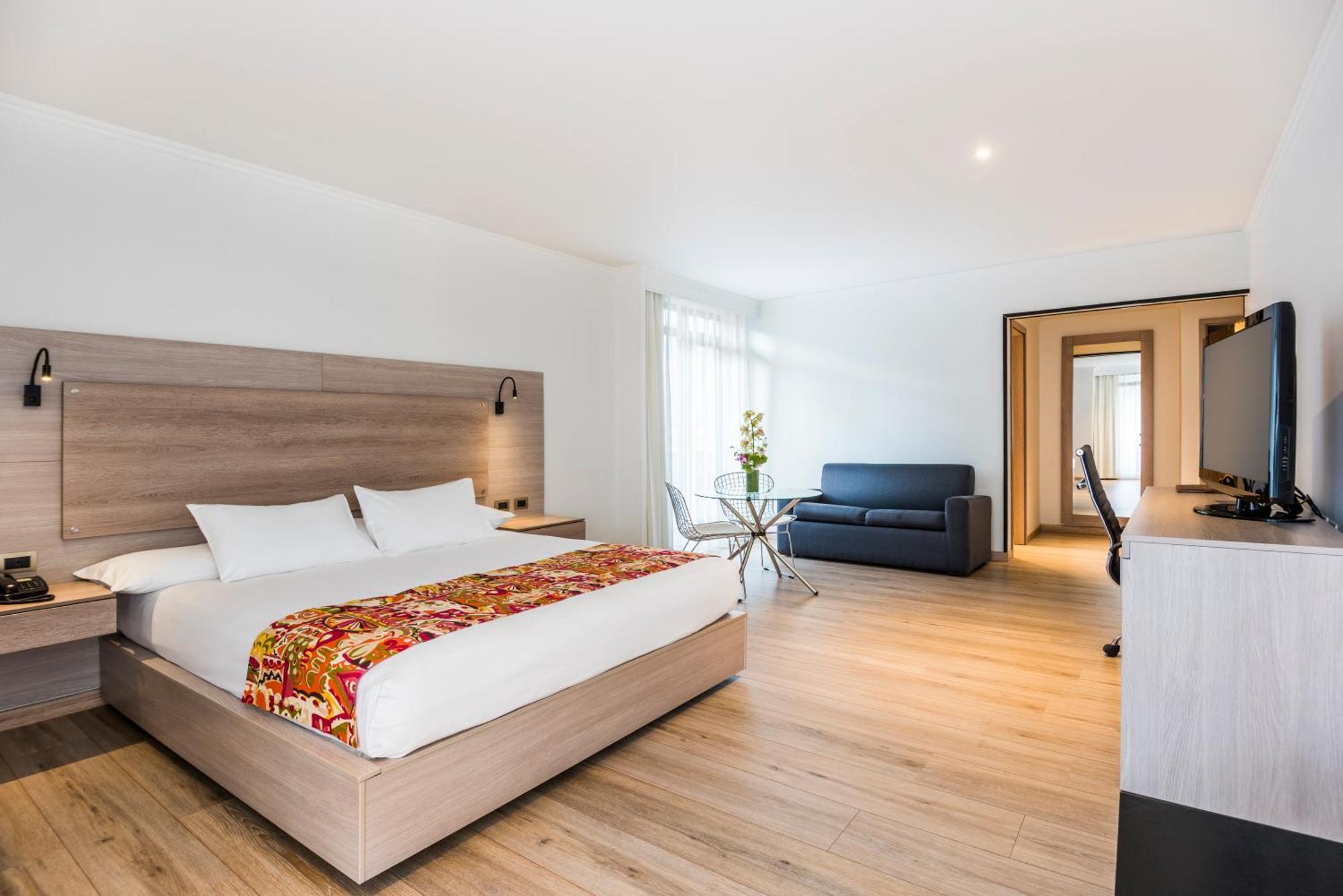 Junior Suite,1228403795:JPEG