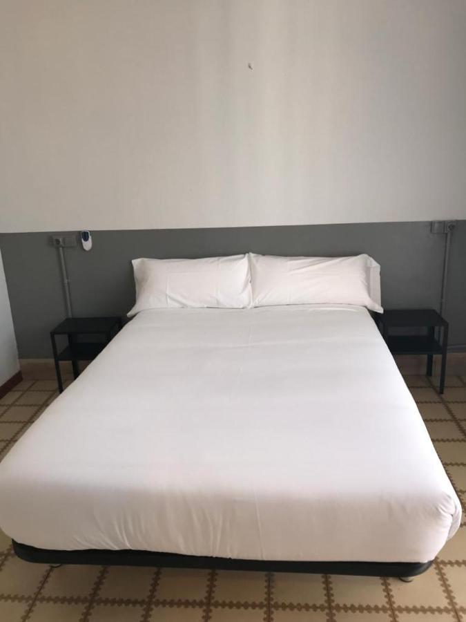 Habitación Doble Económica con baño compartido