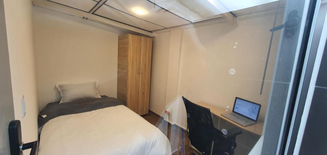Habitación Individual Estándar con baño compartido