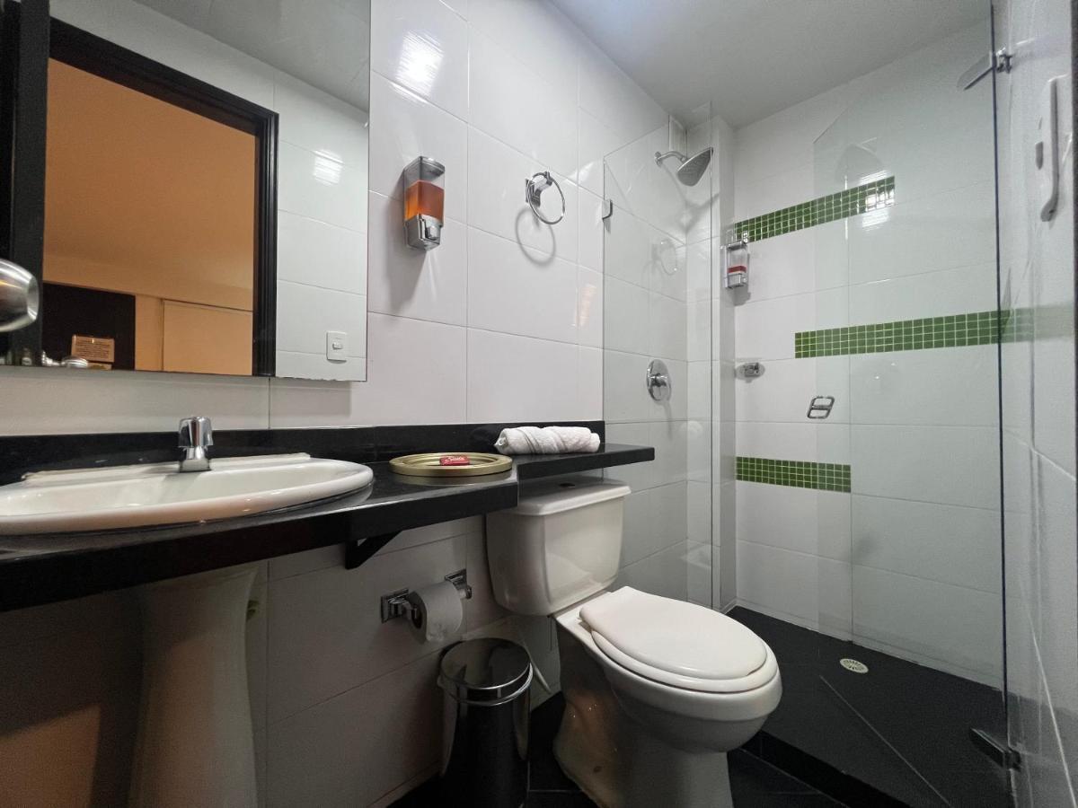 Habitación Doble con baño privado