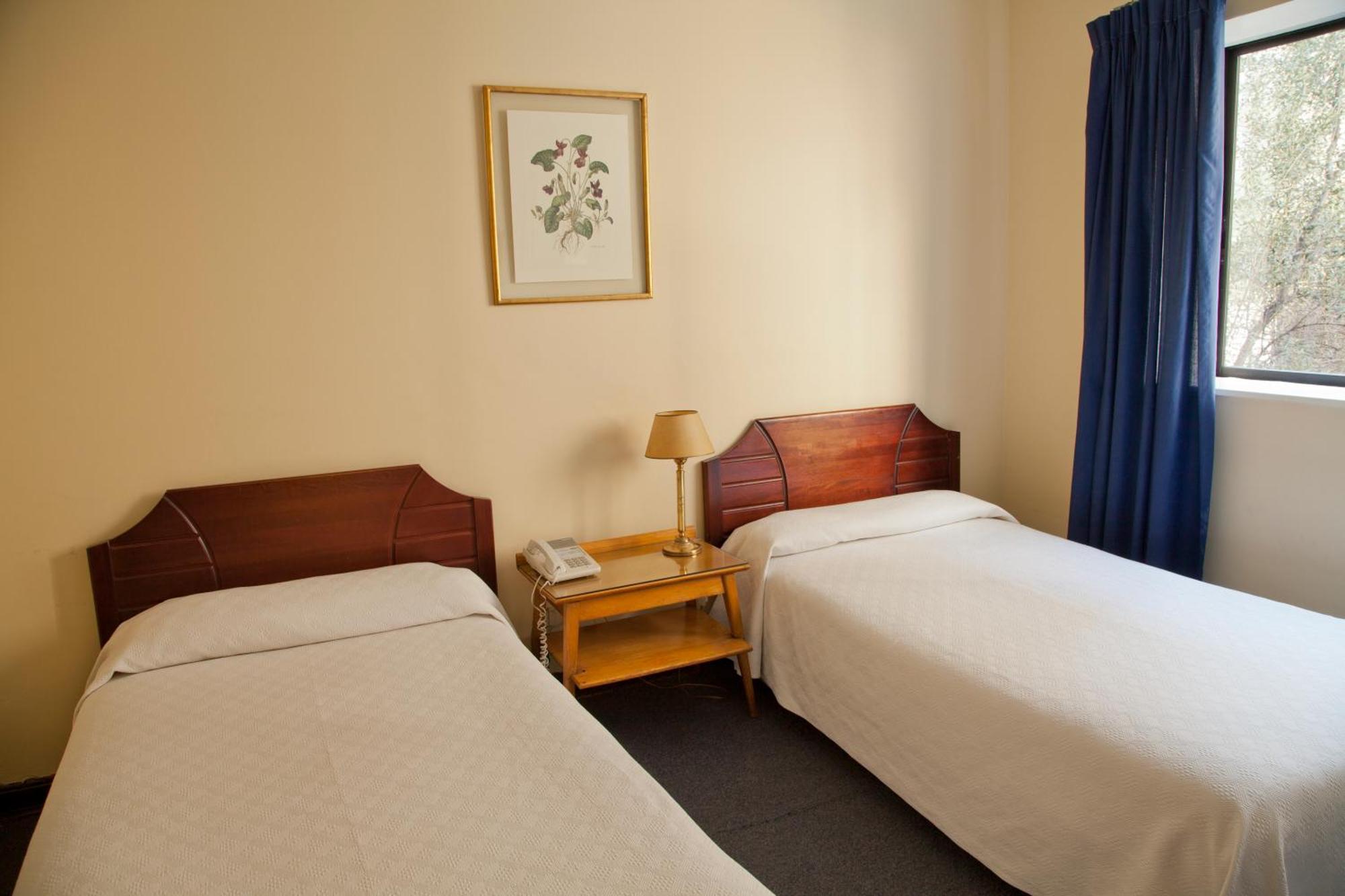 Two-Bedroom Apartment,1283618602:JPEG