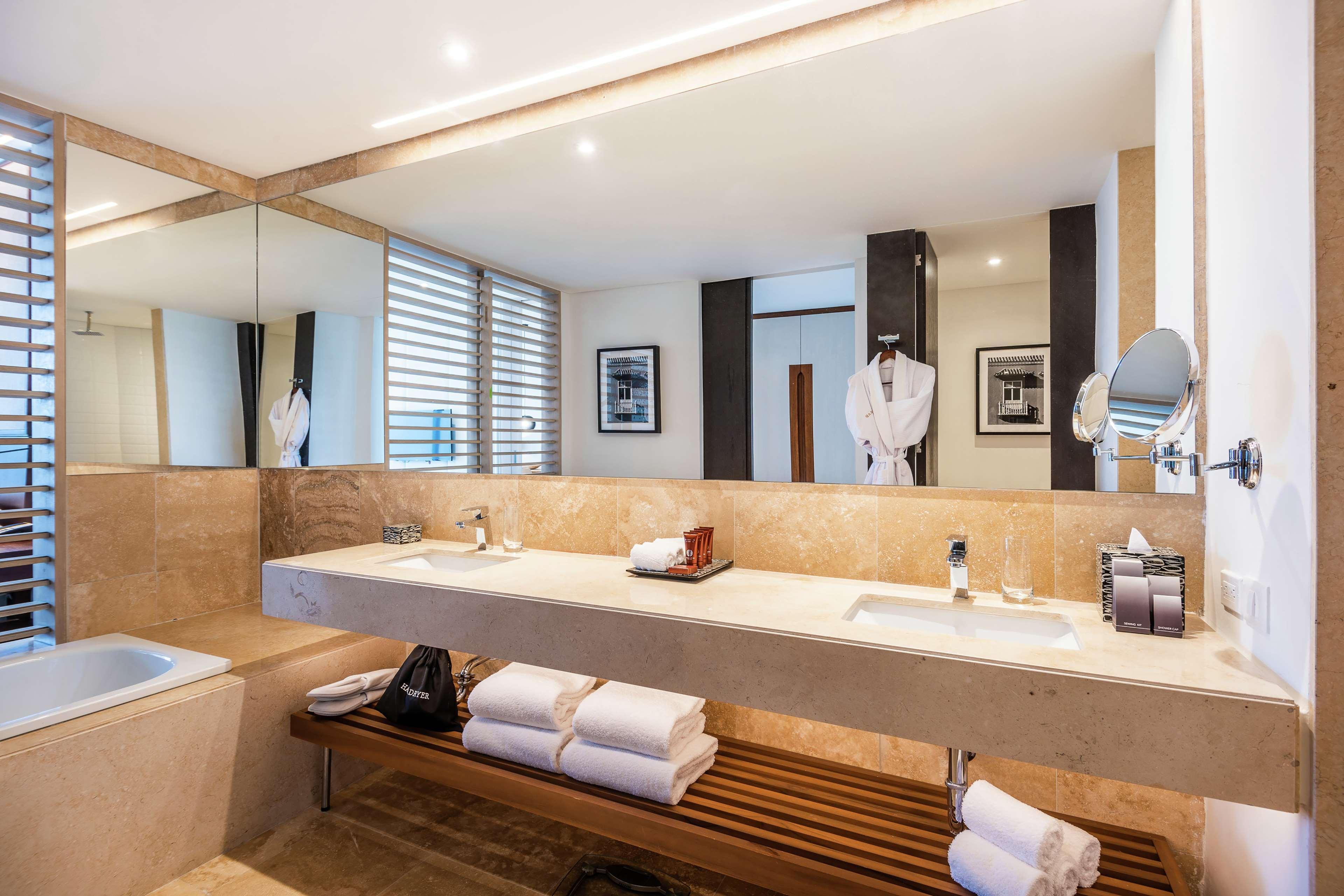 Suite Principal Preferred Club con vistas tropicales