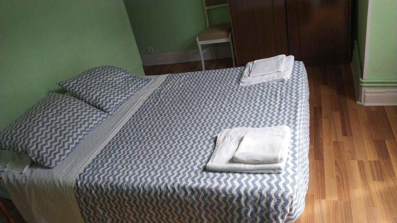 Habitación Doble Básica con baño compartido