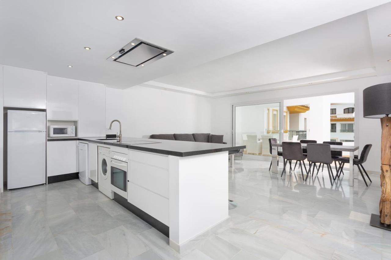 Apartamento Deluxe de 3 dormitorios con vistas a la ciudad y bañera de hidromasaje