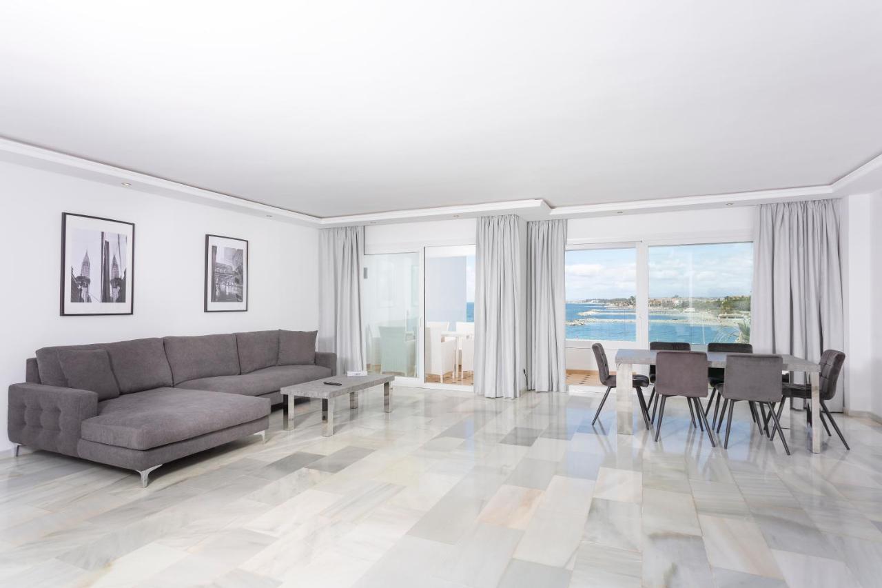 Apartamento Deluxe de 4 dormitorios con vistas al mar y bañera de hidromasaje