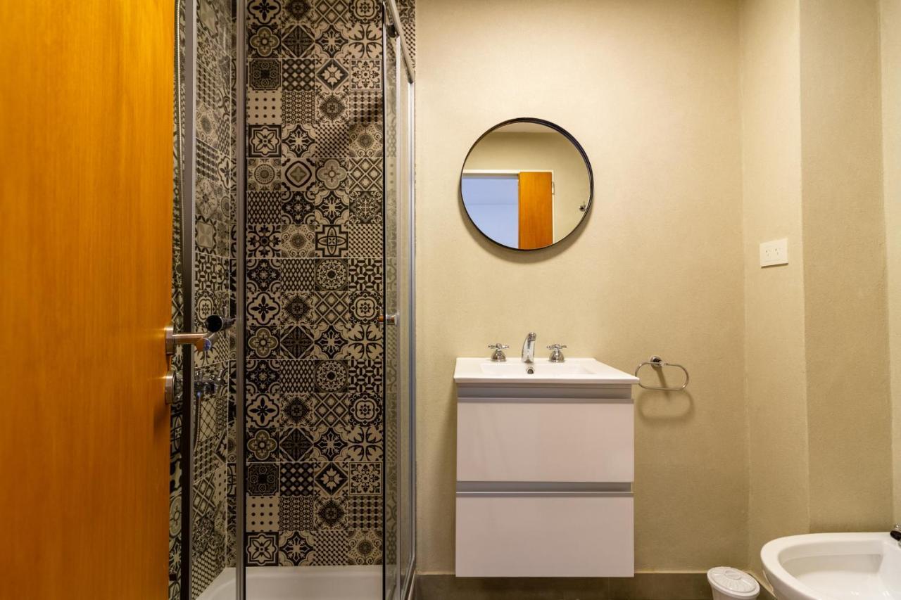 Apartamento con balcón