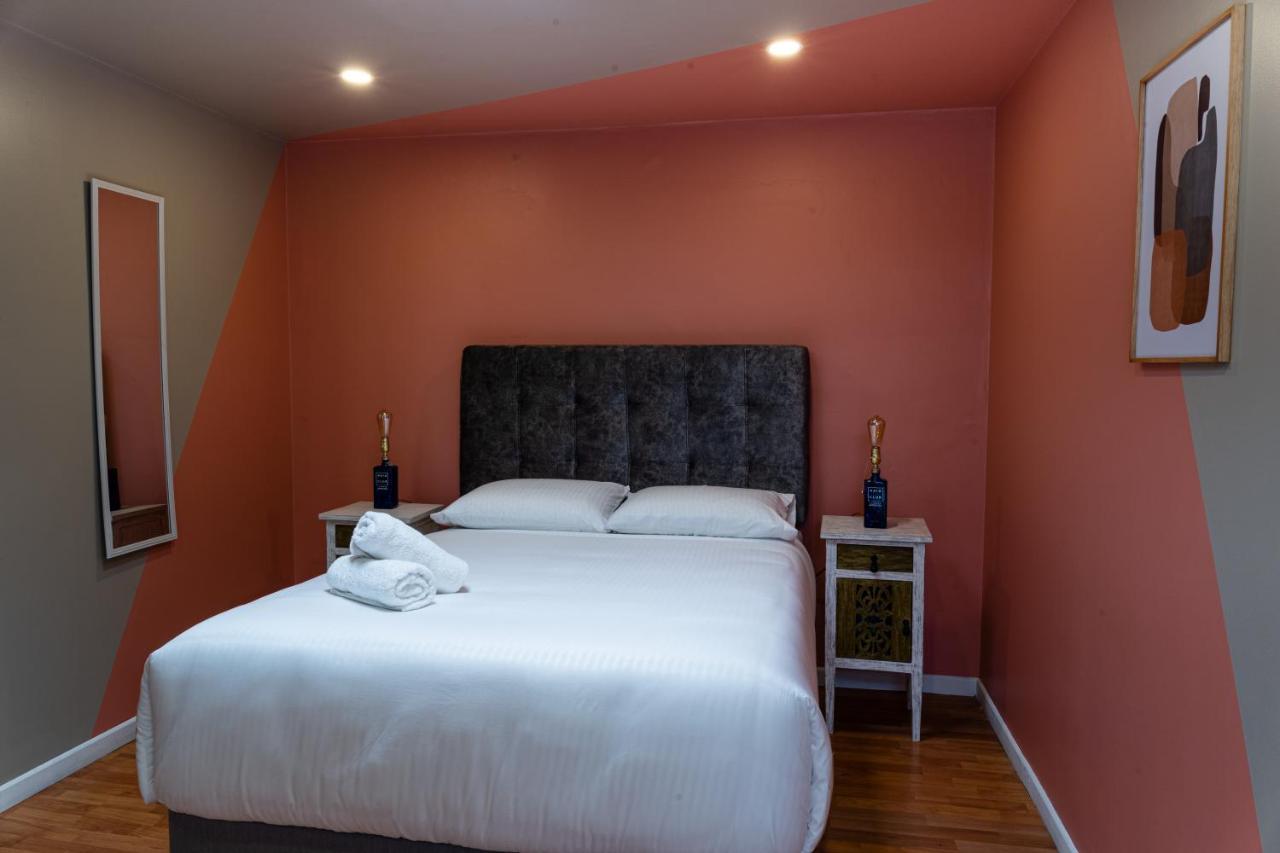 Deluxe Room,1302753250:JPEG