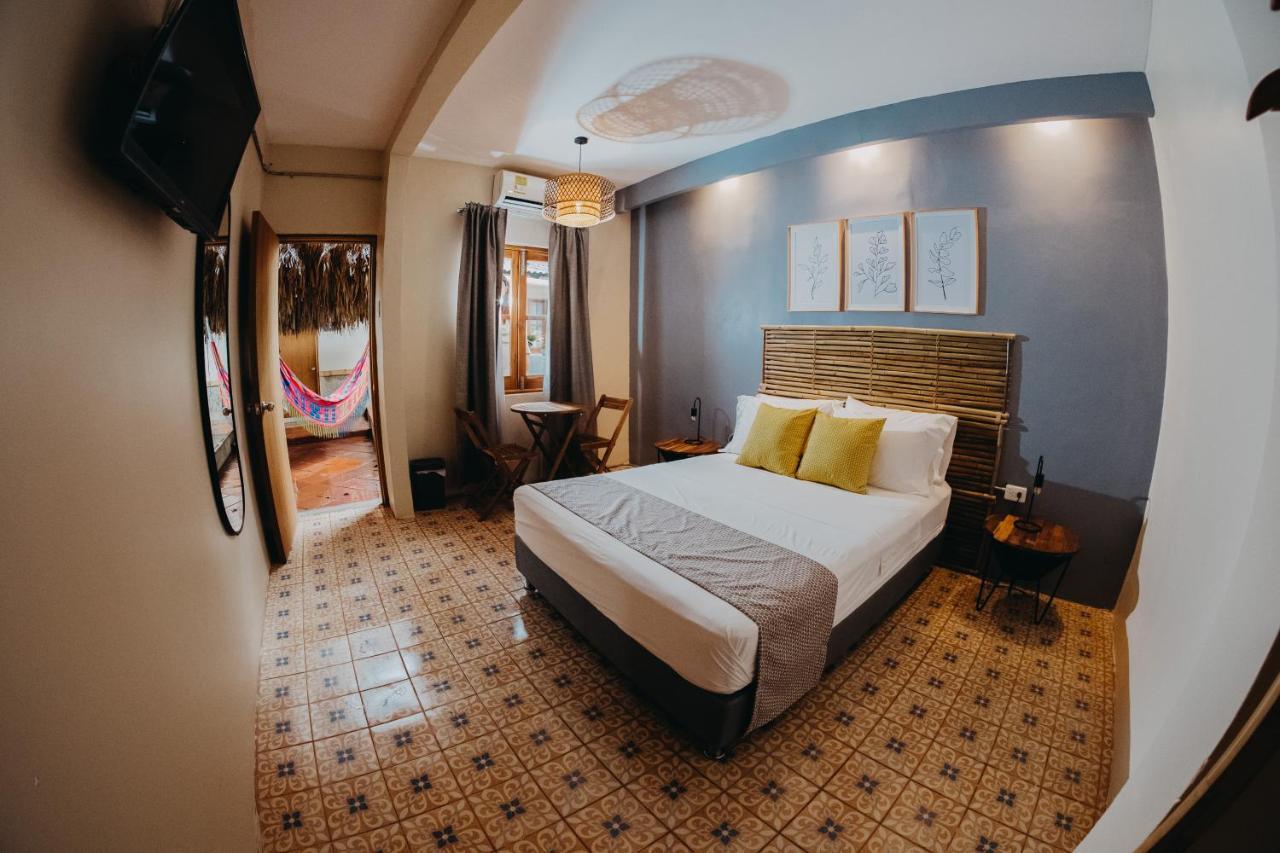 Single Room,1328155772:JPEG