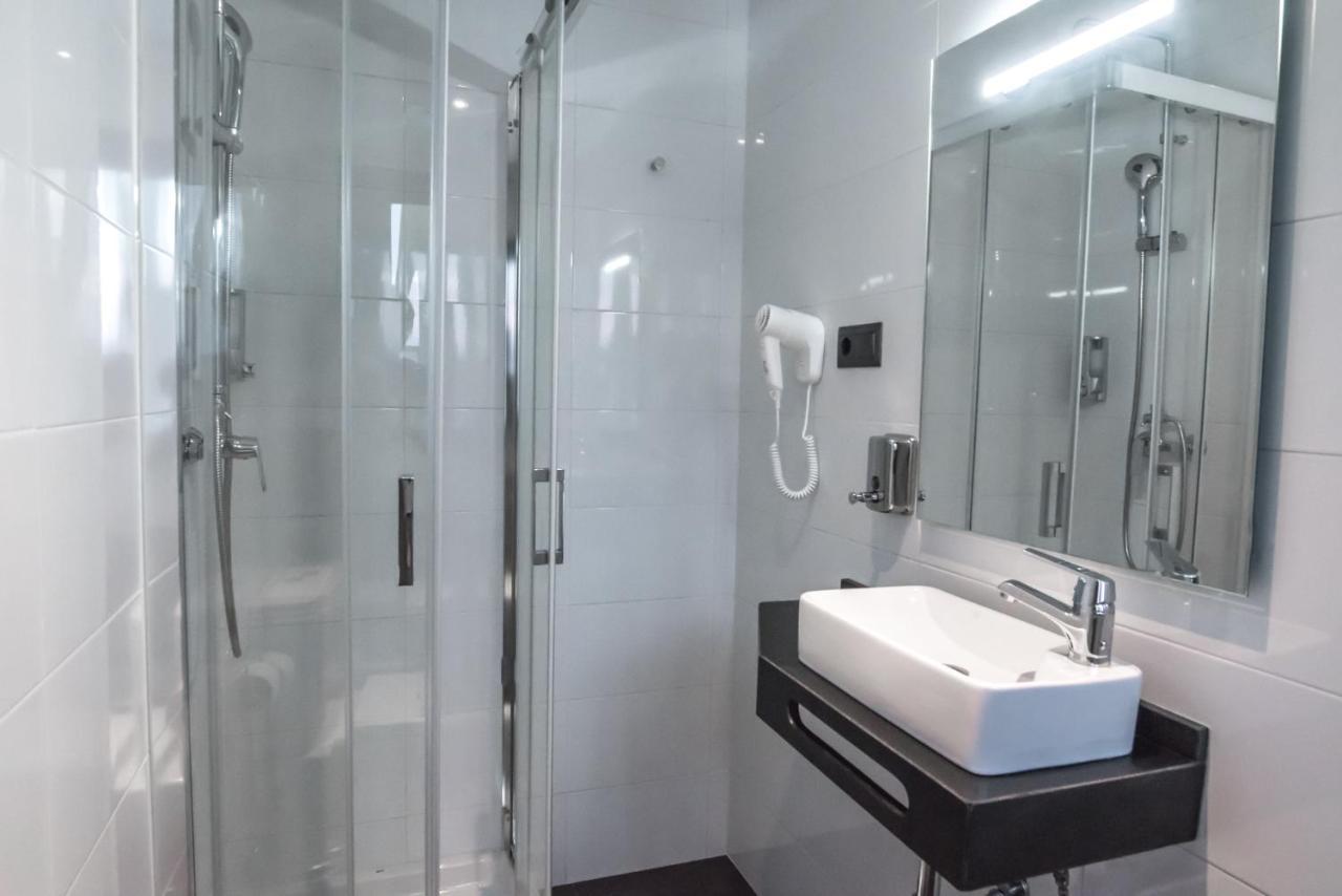 Habitación Doble Económica sin ventana