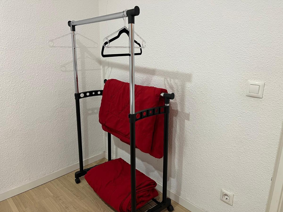 Single Room Shared Shower Toilet,1380304844:JPEG