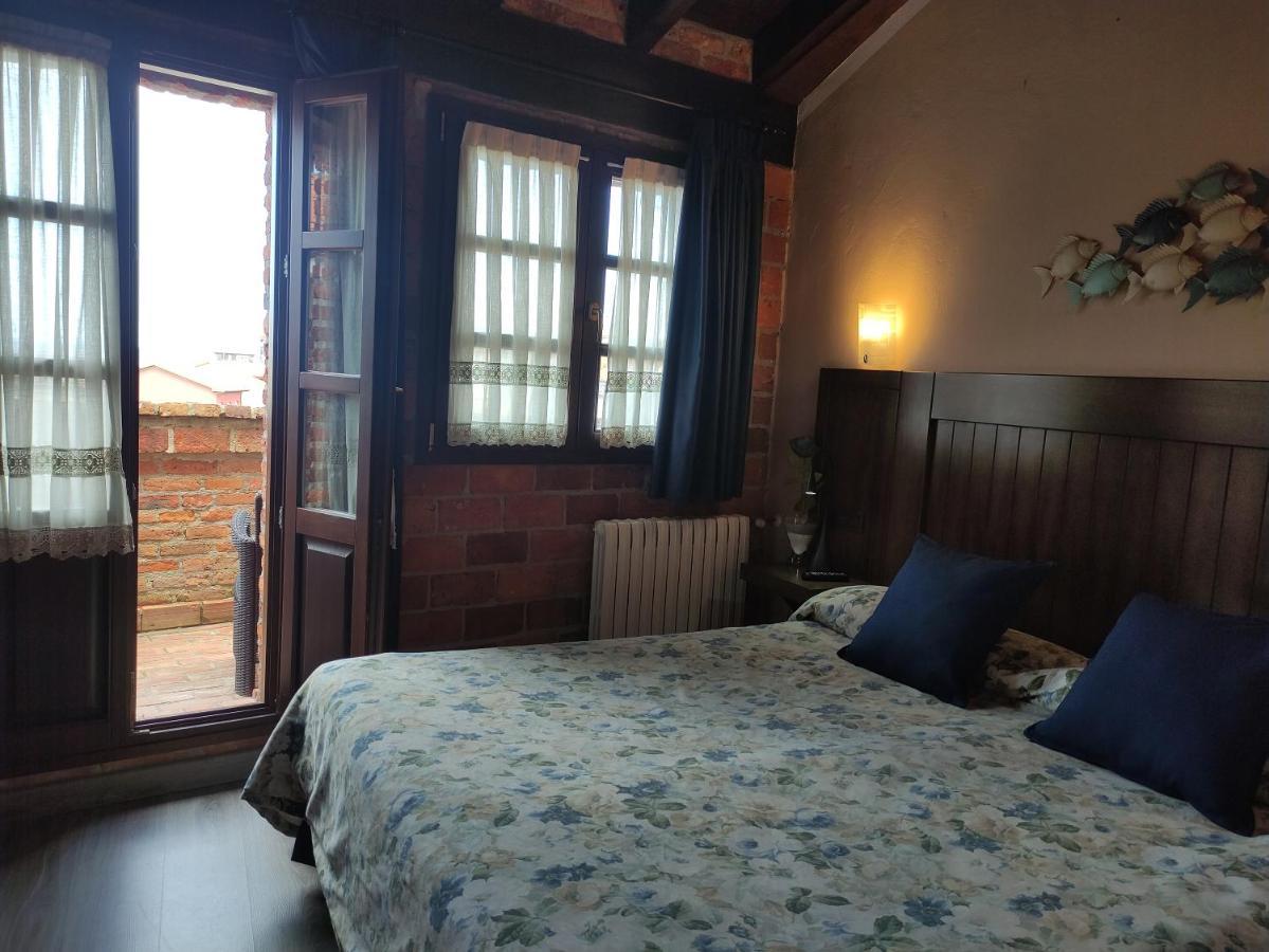 Habitación Doble con vistas al puerto - 1 o 2 camas