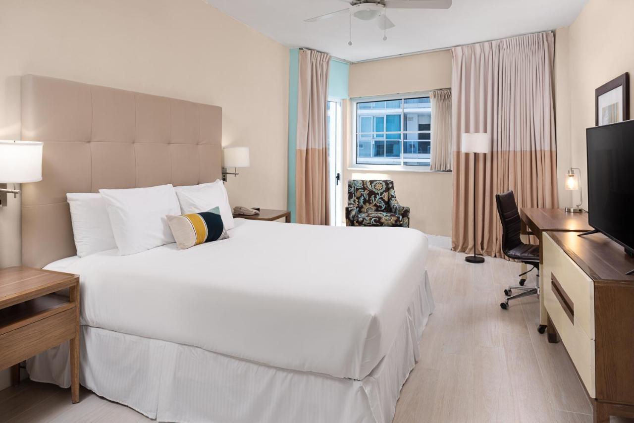 Habitación Doble Deluxe con vistas a la ciudad - cama doble grande