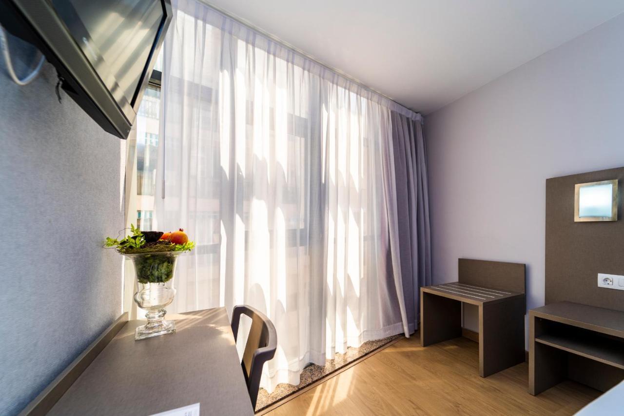 Double or Twin Room with City View,1498979743:JPEG