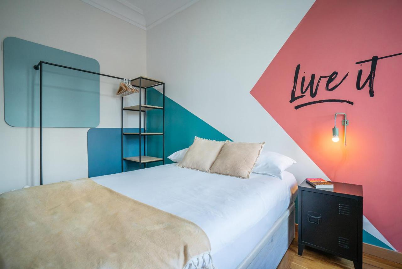 Standard Double Room with Shared Bathroom,1404059387:JPEG