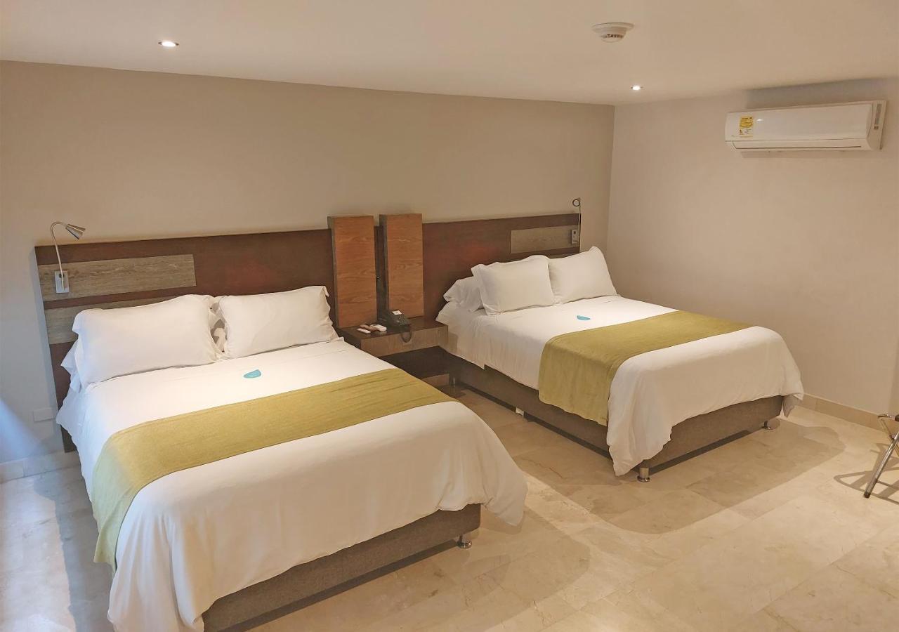 Deluxe Double Room Two Double Beds,1477216009:JPEG