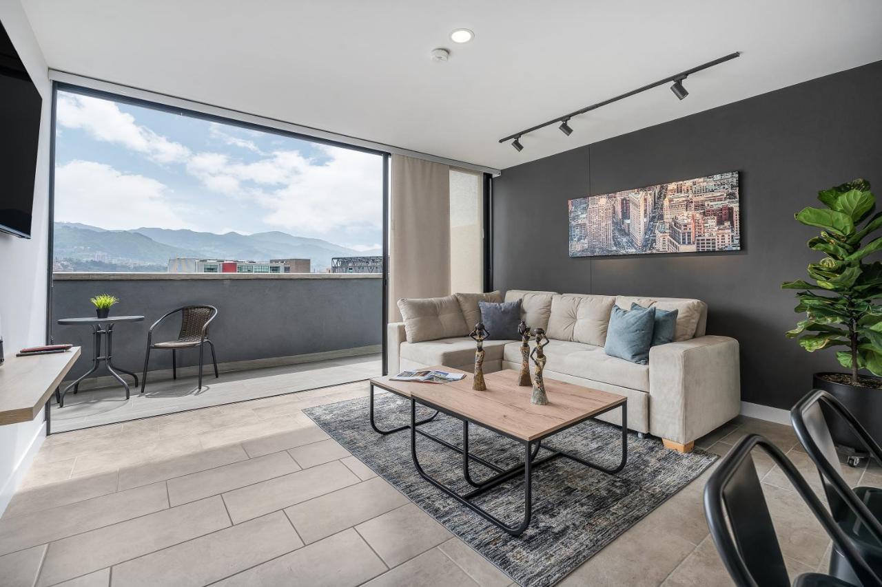 Apartamento con balcón