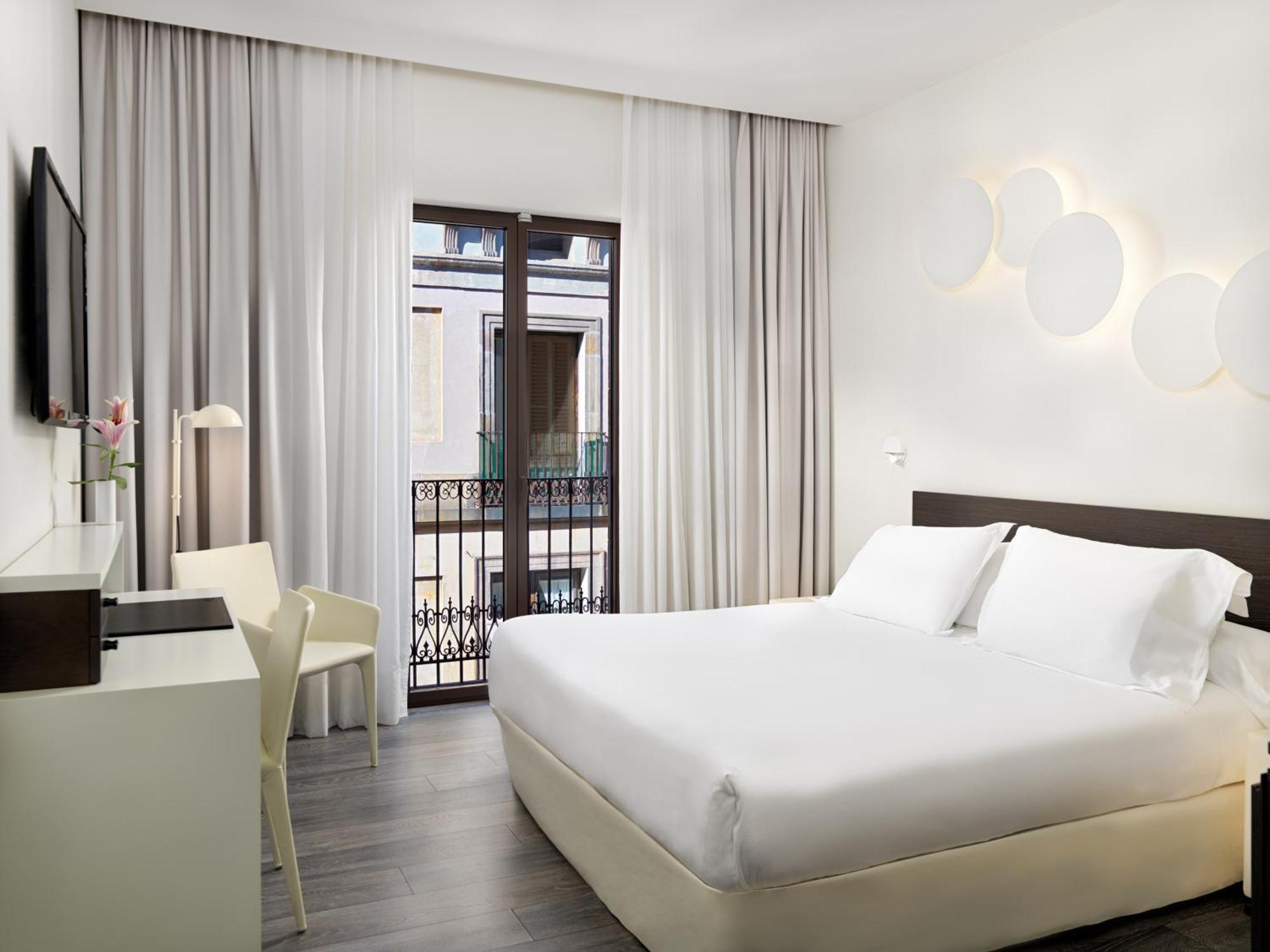 Habitación Doble Clásica con vistas a la ciudad - 1 o 2 camas