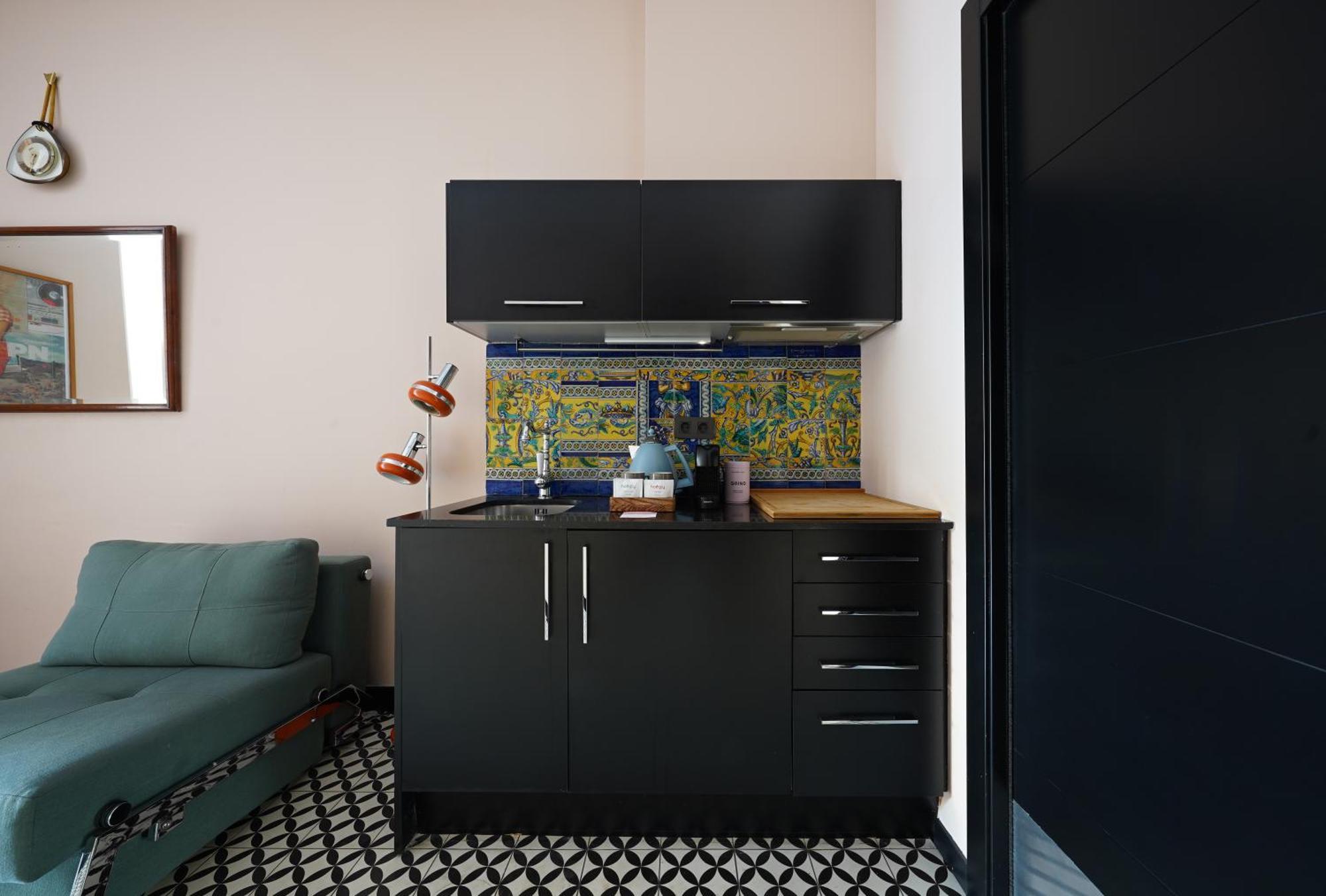 Habitación mediana con terraza