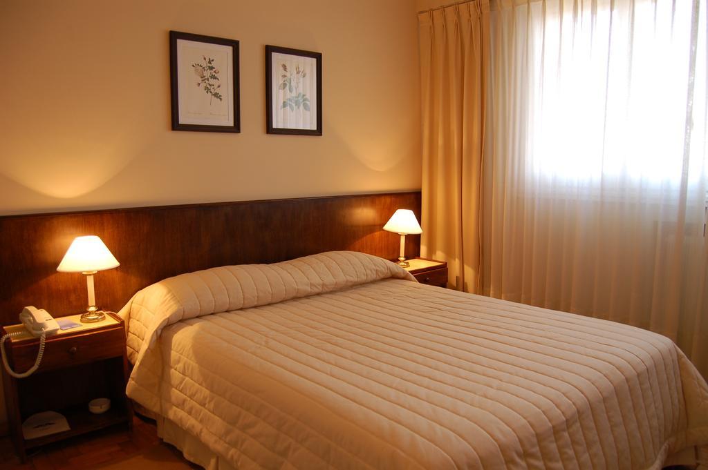 Two-Bedroom Apartment,143552666:JPEG