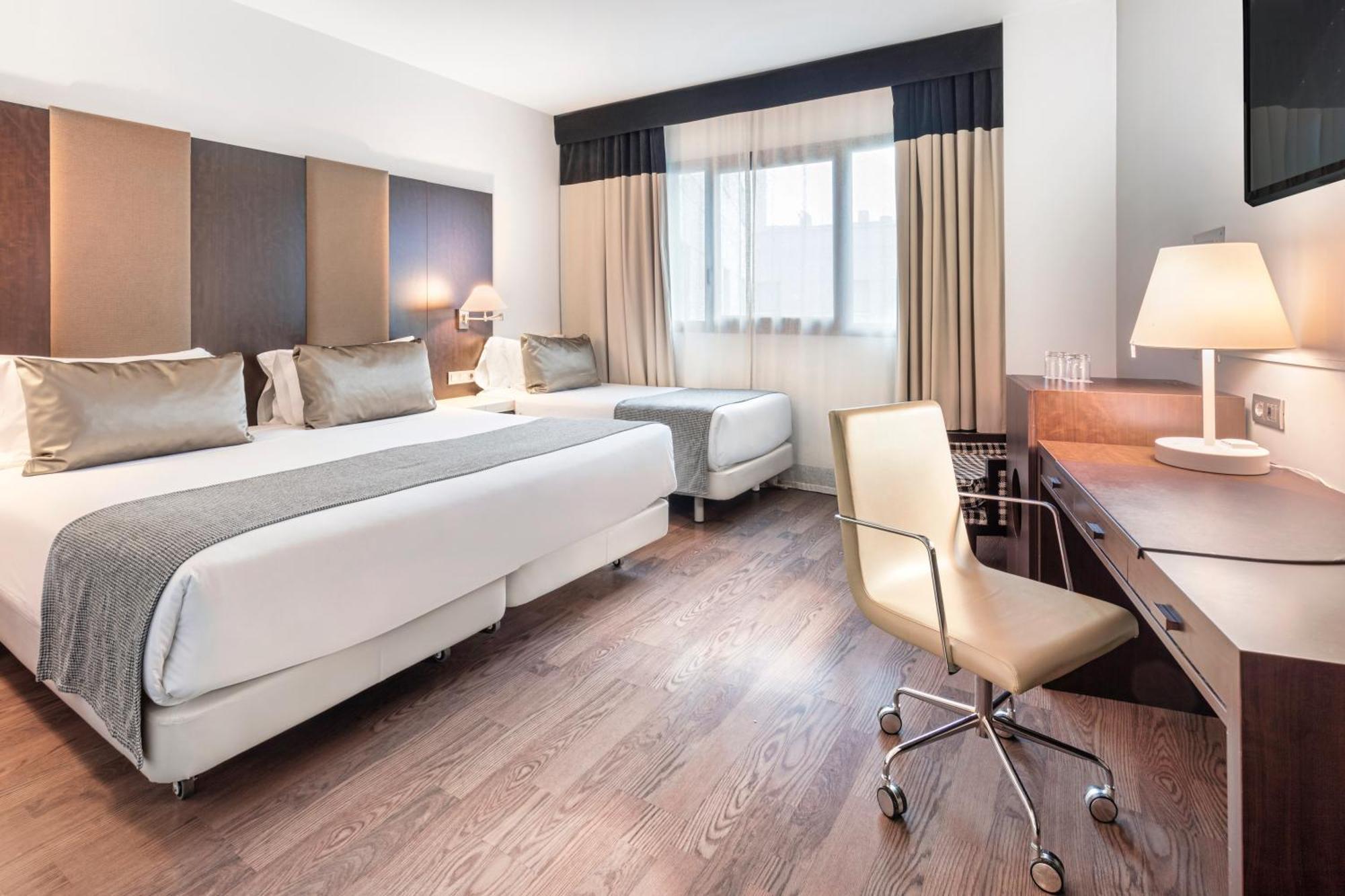 Triple Room,1349968564:JPEG