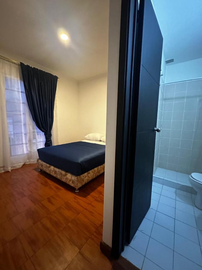 Single Room,1466363366:JPEG