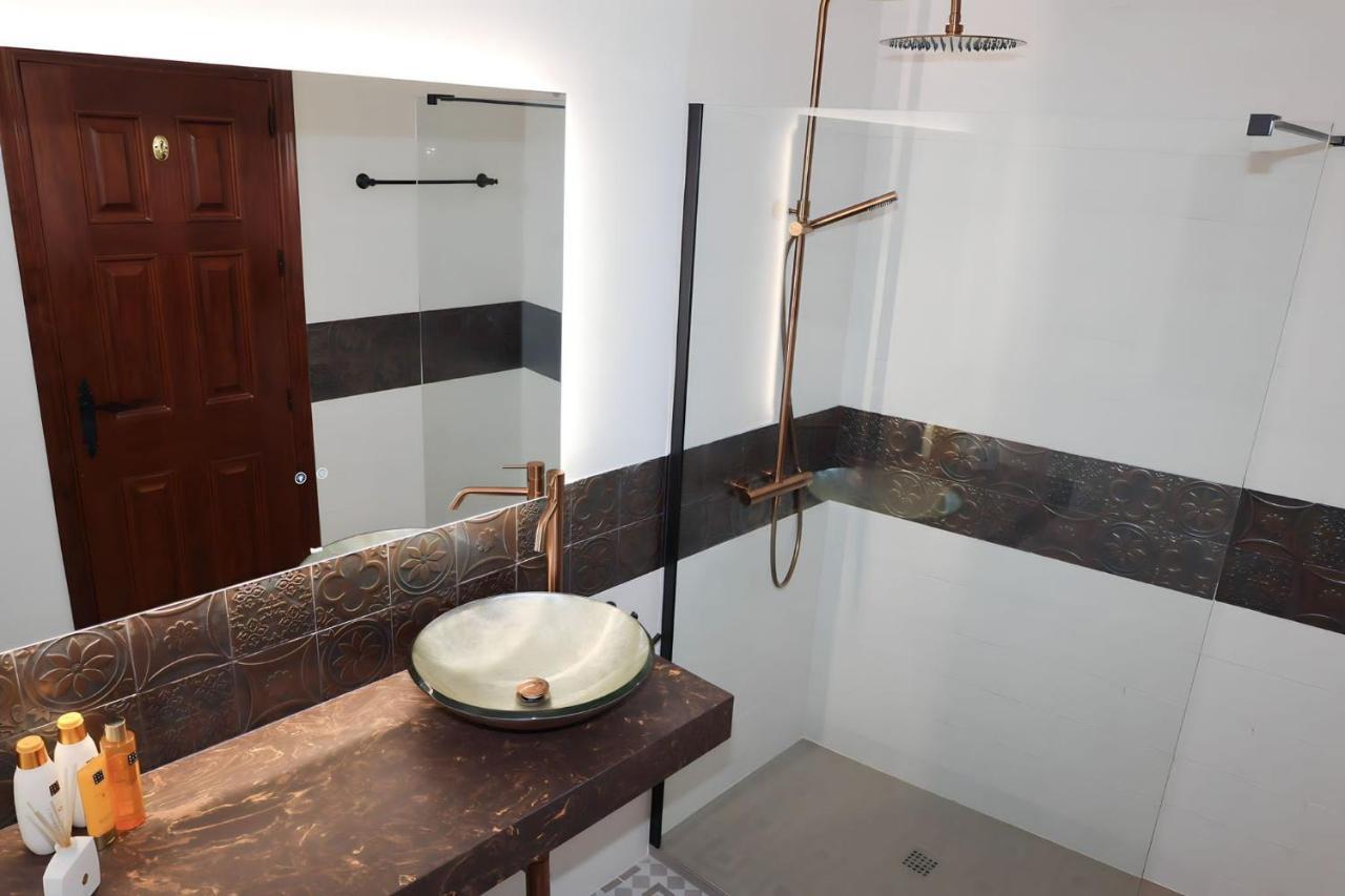 Deluxe King Room,1517190160:JPEG