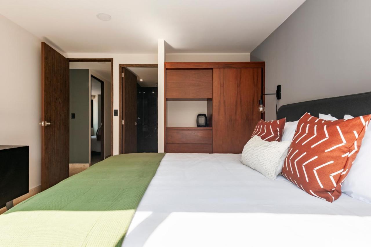 Apartamento con balcón
