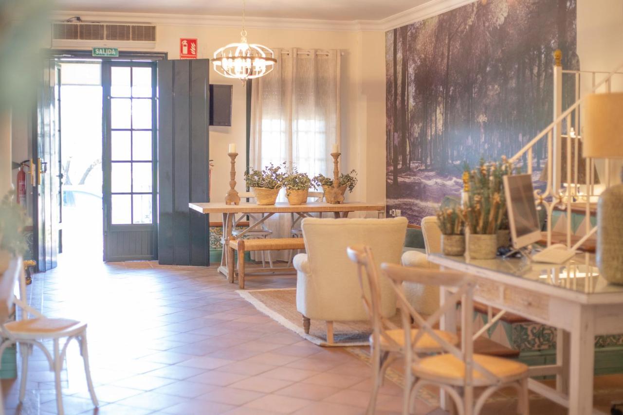 Attic Room,1494238891:JPEG