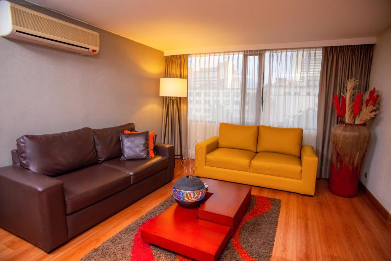 Suite con bañera y cocina