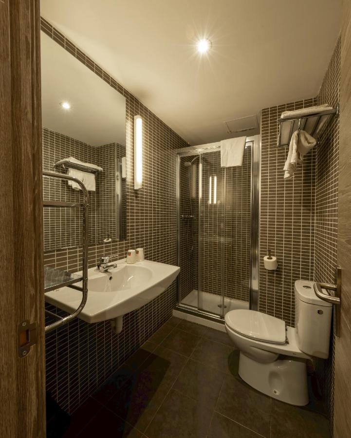 Triple Room,1233359474:JPEG