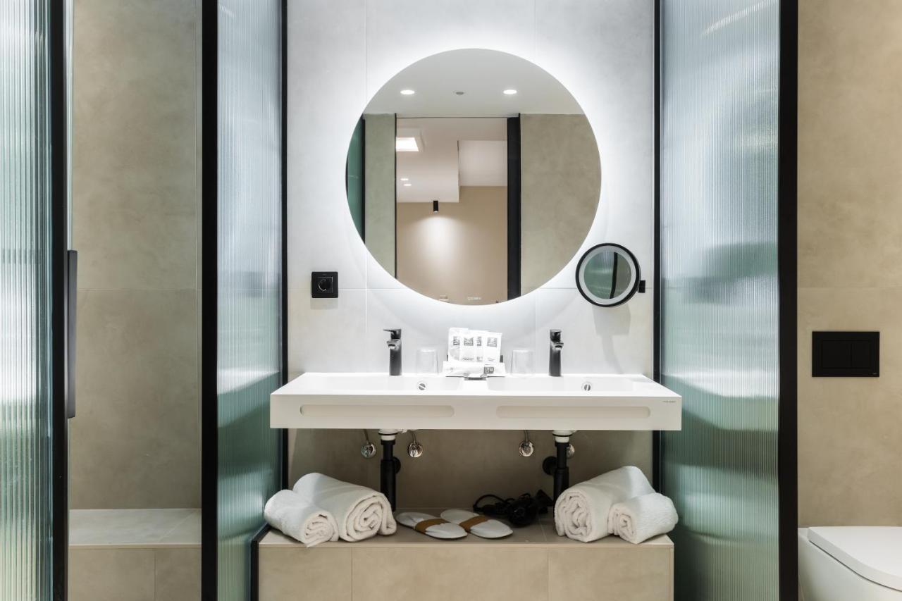 2 Suites Junior Comunicadas