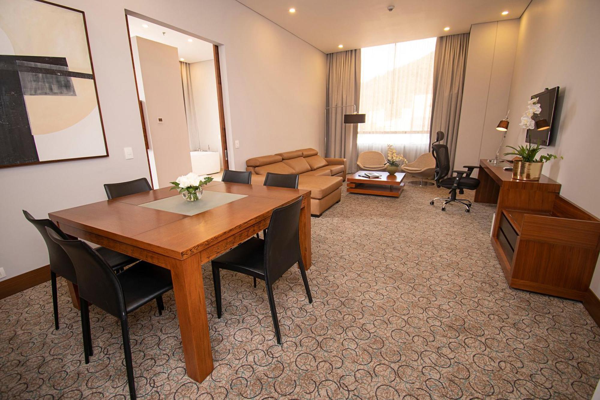 Suite Executive - Cama extragrande