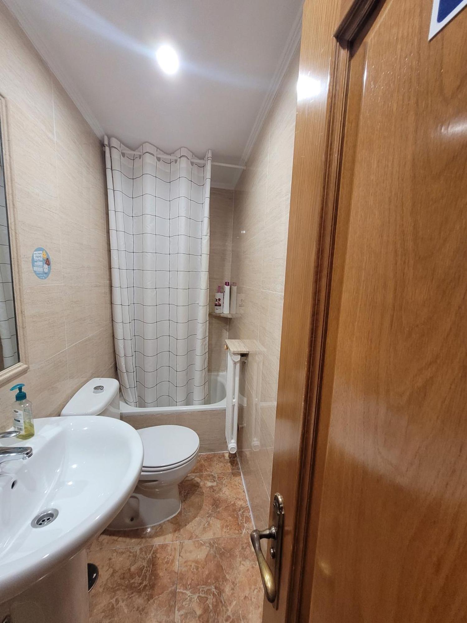 Habitación Triple con baño compartido