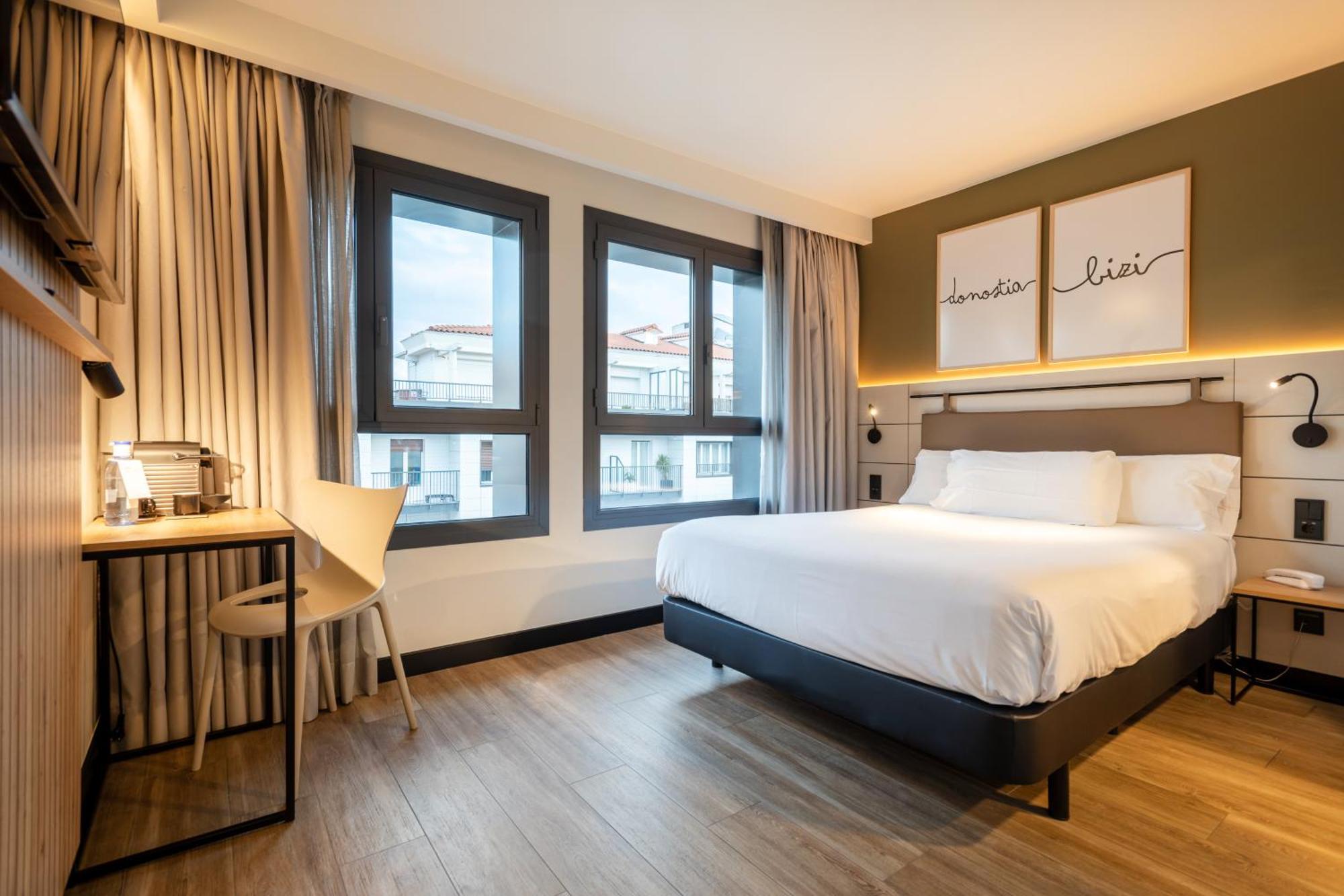 Superior Double Room,1500346534:JPEG