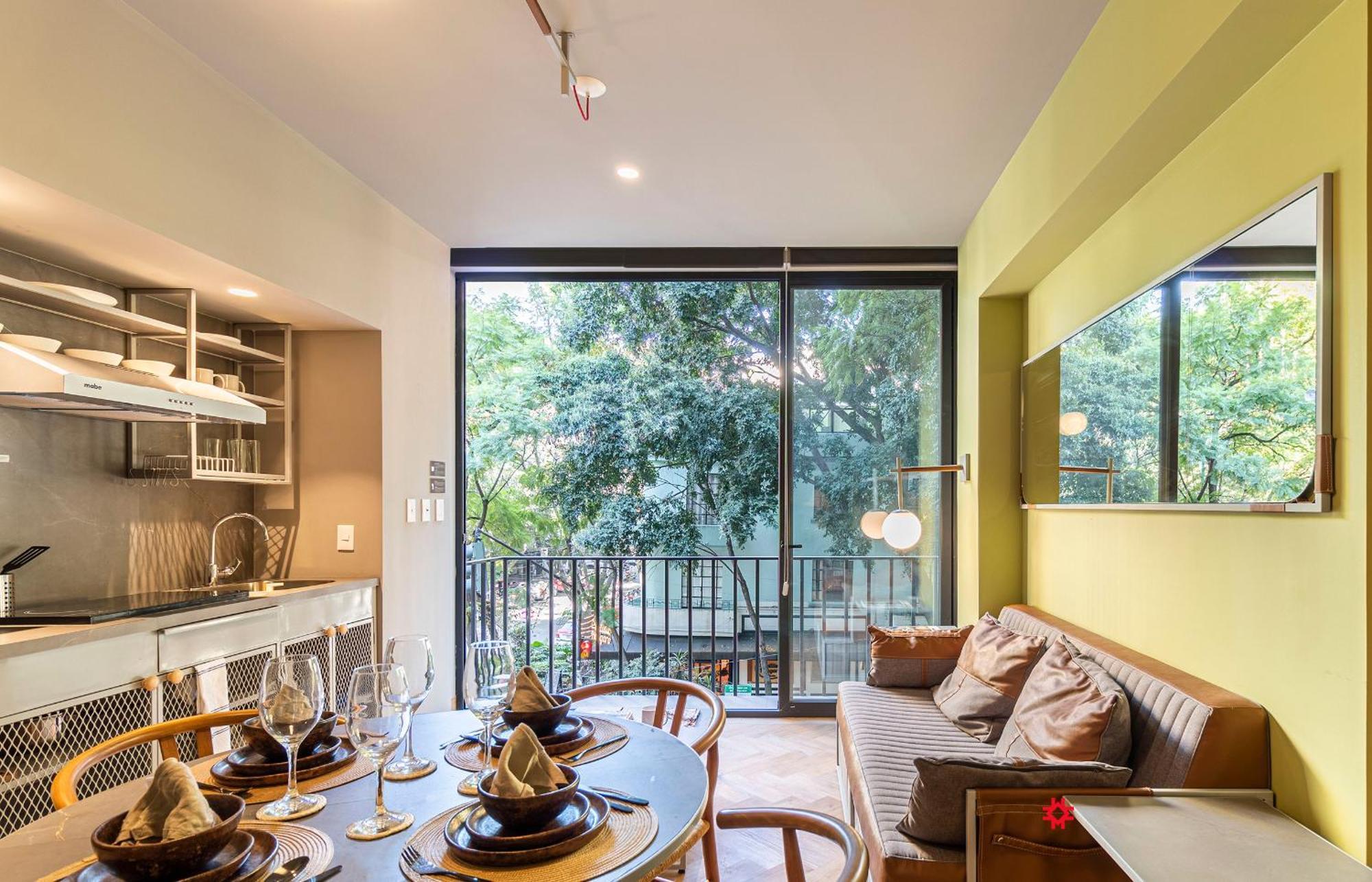 Apartamento de 1 Dormitorio con balcón y vistas a la ciudad