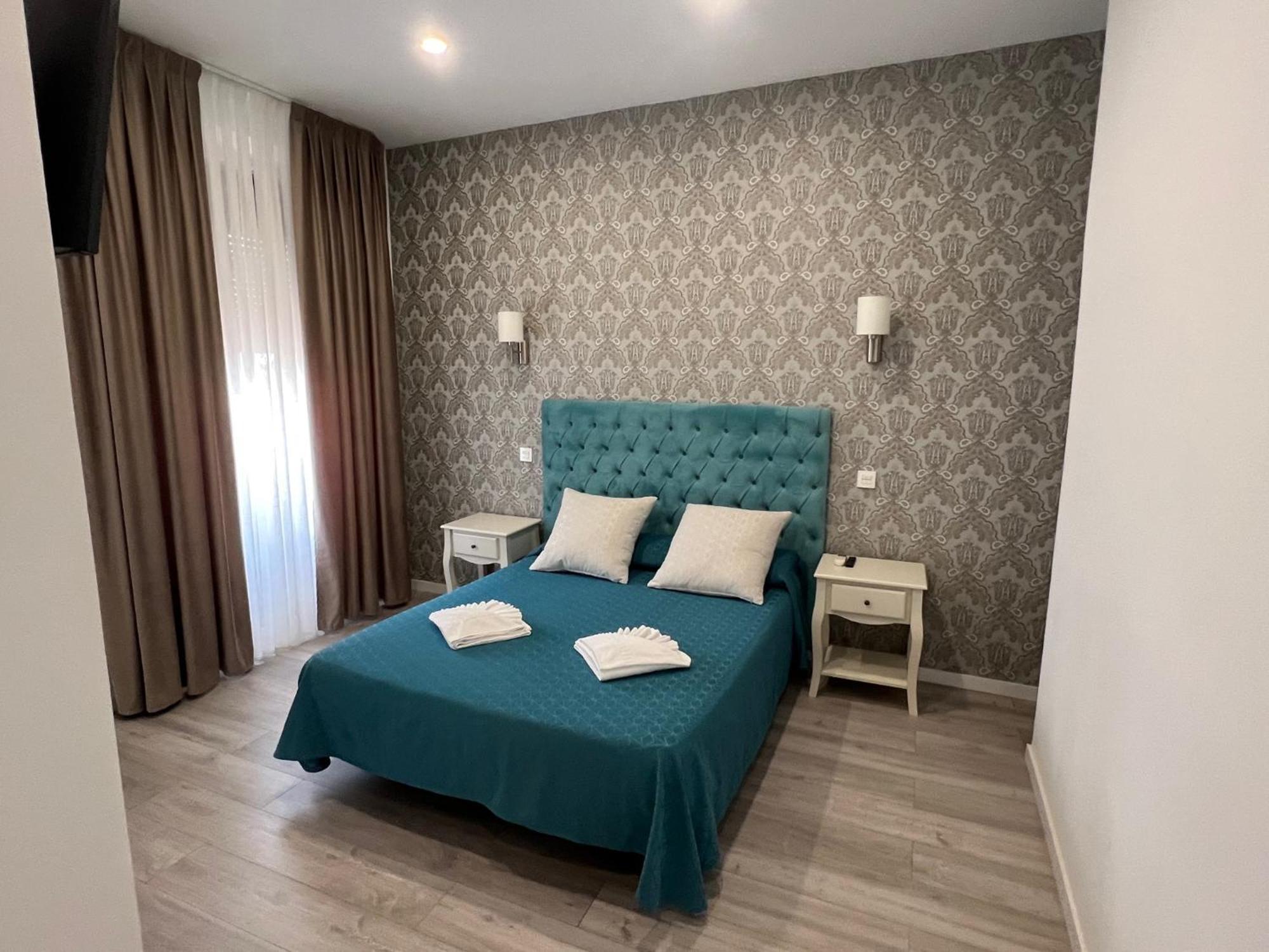 Deluxe Double Room Balcony,1544655073:JPEG